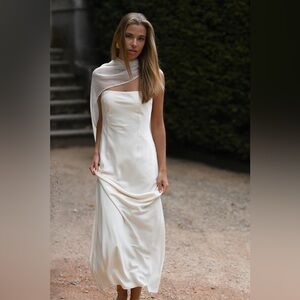 Elegant Strapless White Dress